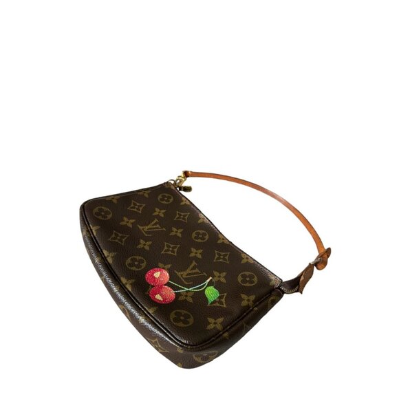 Louis Vuitton Cherry Pochette - Picture 3 of 9
